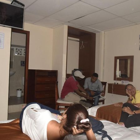 Olan'S Hotel Group Εσμεράλδας Εξωτερικό φωτογραφία